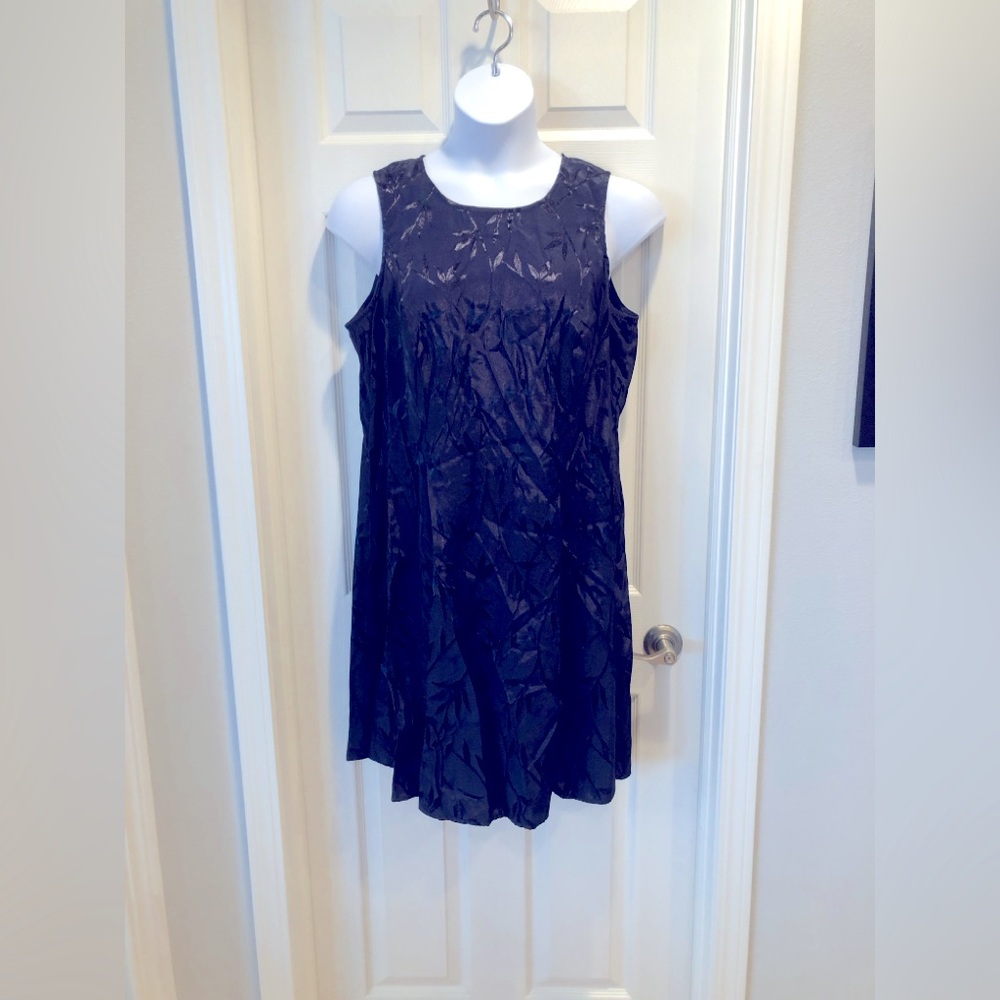 Beautifulful Asian-themed dress by Fashion Bug, size 18w
